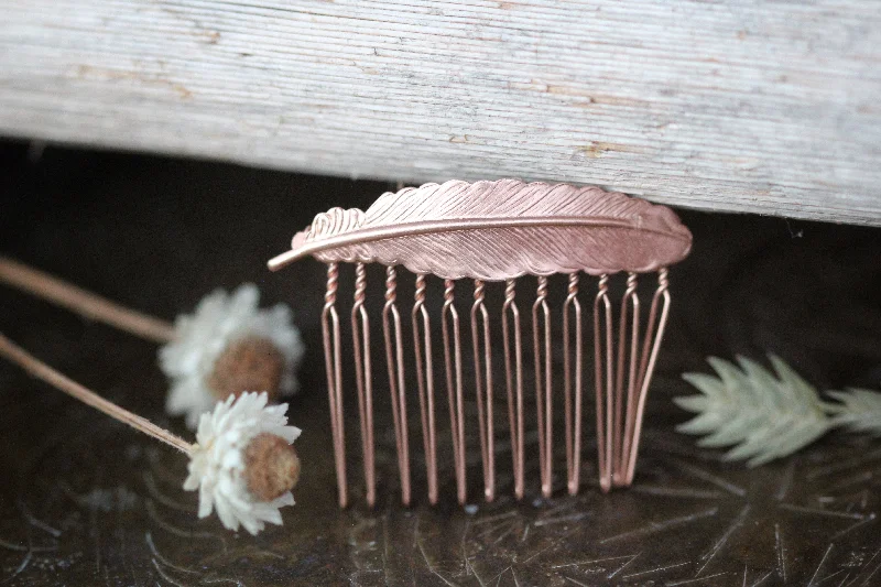 Preorder * Small Feather Hair Comb