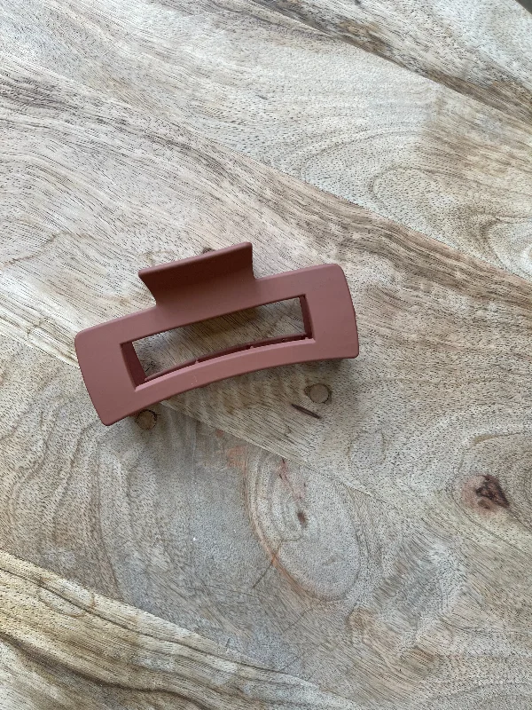 Brown Acetate Claw