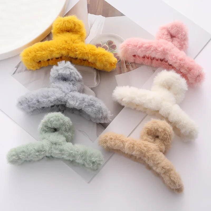 Wholesale autumn and winter plush head hair catch elegant temperament shark clip hair clip