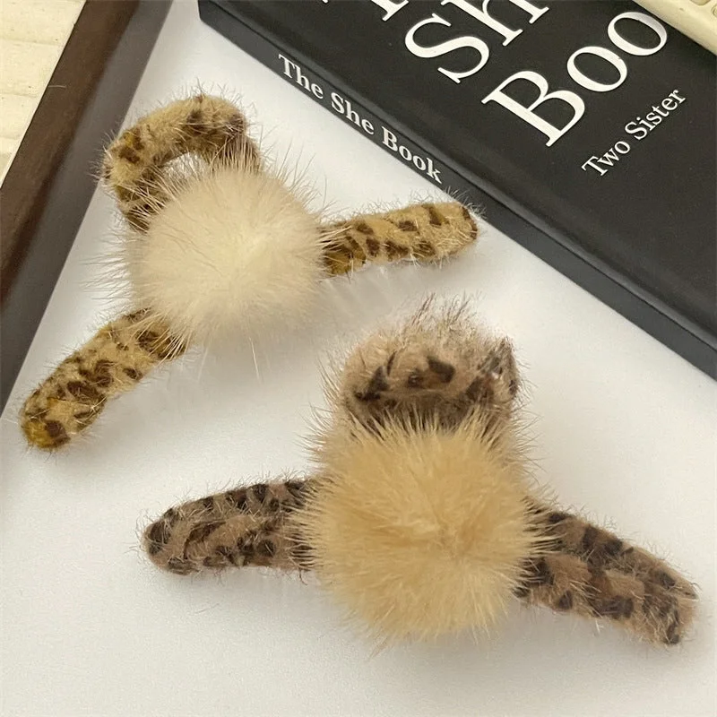 Wholesale Leopard Pattern Plush Claw Clip Shark Clip