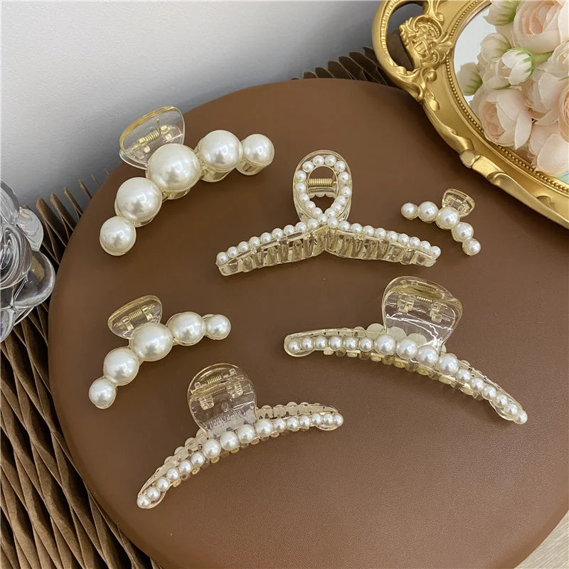 Wholesale Large Pearl Plastic Grab Clips